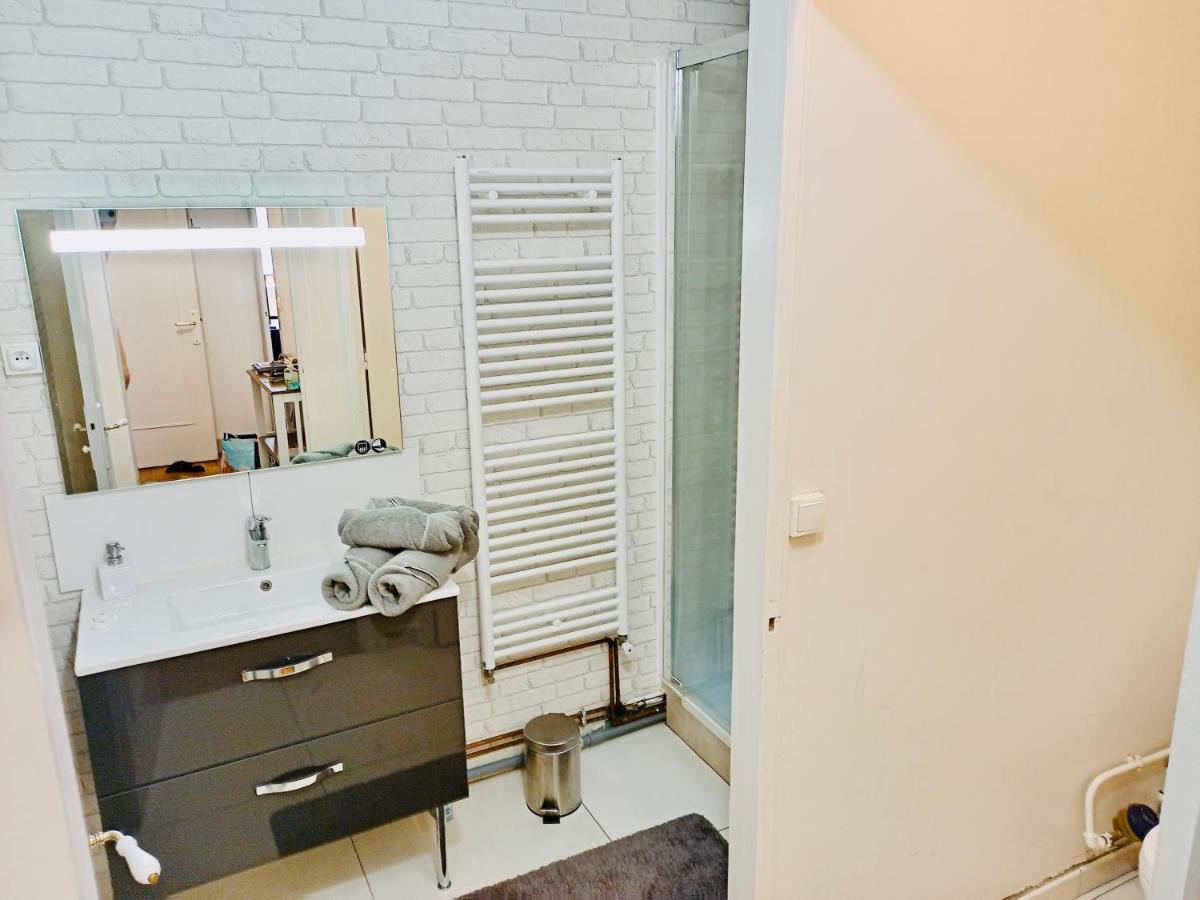 2 Pieces Totalement Renove Au Coeur De Bourges Apartment Exterior foto