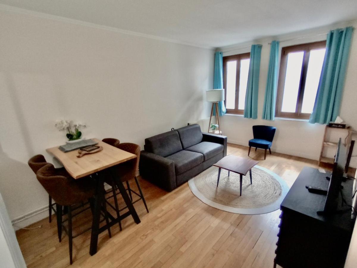 2 Pieces Totalement Renove Au Coeur De Bourges Apartment Exterior foto