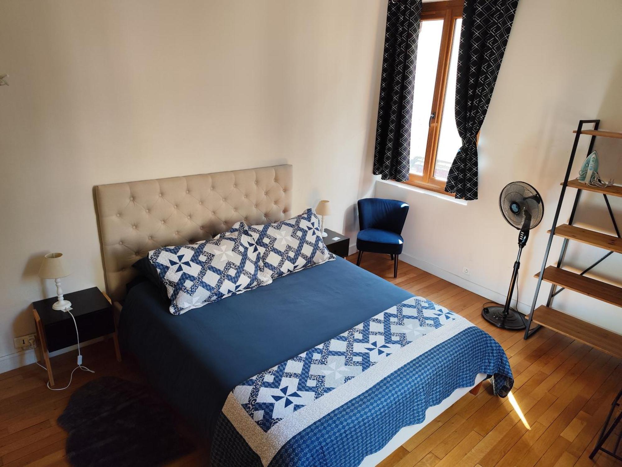 2 Pieces Totalement Renove Au Coeur De Bourges Apartment Exterior foto